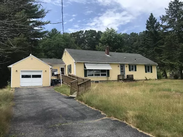 673 North Woodstock Rd, Southbridge, MA 01550