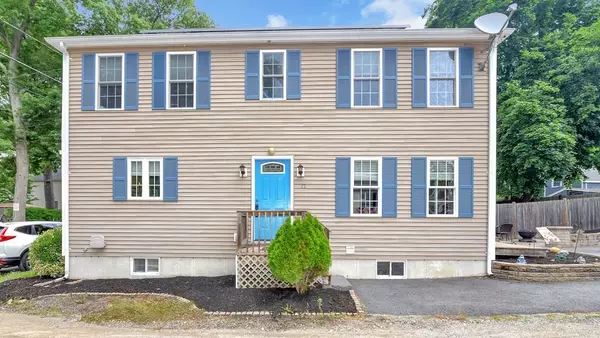 75 Milford St, Hanson, MA 02341