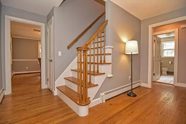 Plainville, MA 02762,92 Pleasant St