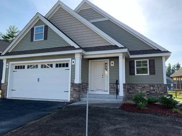 34 Renaissance Circle #37, Salem, NH 03079