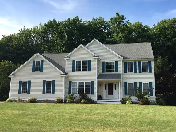 24 Farnsworth Way, Lancaster, MA 01523