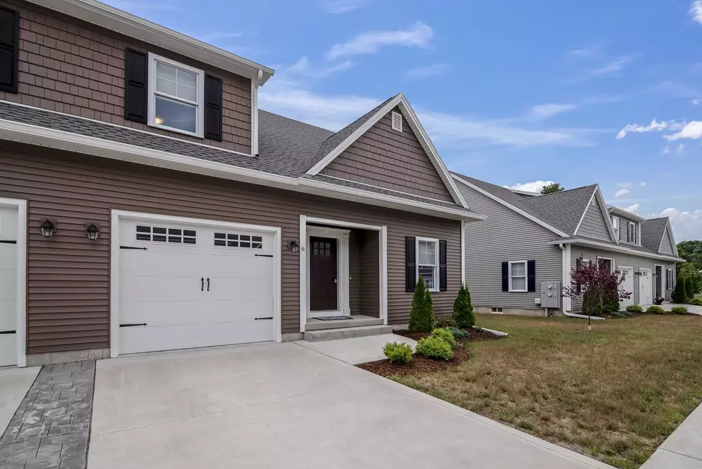 West Springfield, MA 01089,6 St. Andrews Way #6