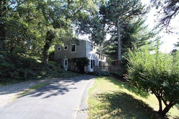 Brewster, MA 02631,136 N Pond Dr