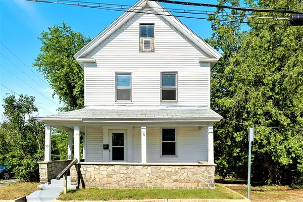 90 Canal St, Athol, MA 01331