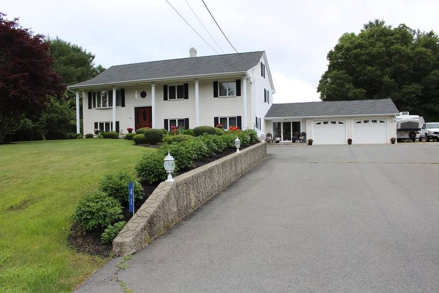 41 Thomas Road, Berkley, MA 02779