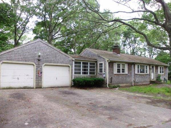 1225 Shootflying Hill Road, Barnstable, MA 02632