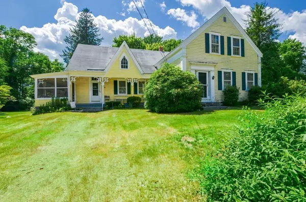 64 Lakeside Ave, Lakeville, MA 02347