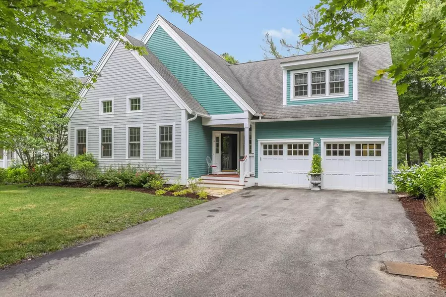 16 Sedgewood, Plymouth, MA 02360