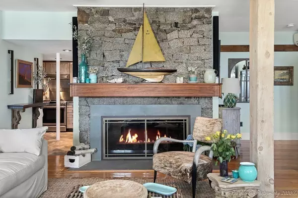 Rockport, MA 01966,46 Granite St #B