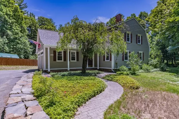 321 Russellville Rd, Westfield, MA 01085