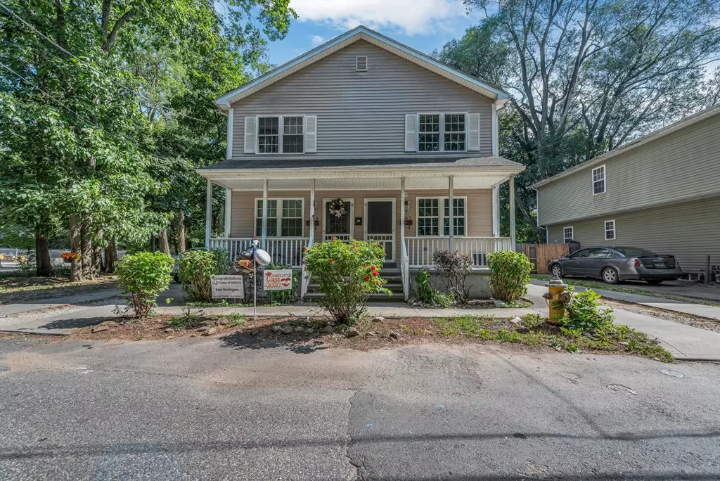 Springfield, MA 01151,407-409 Water St