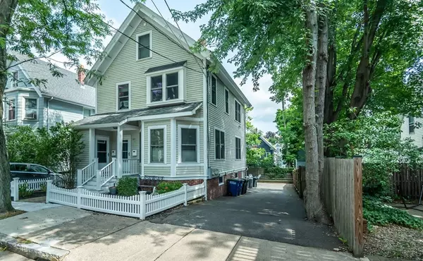 139 Hudson St #1, Somerville, MA 02144