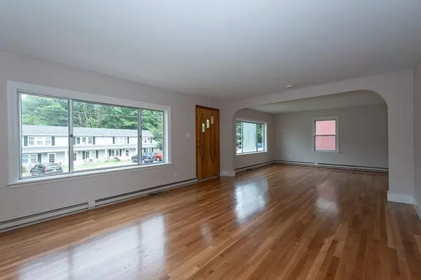 Sturbridge, MA 01566,6 Fairview Park Rd