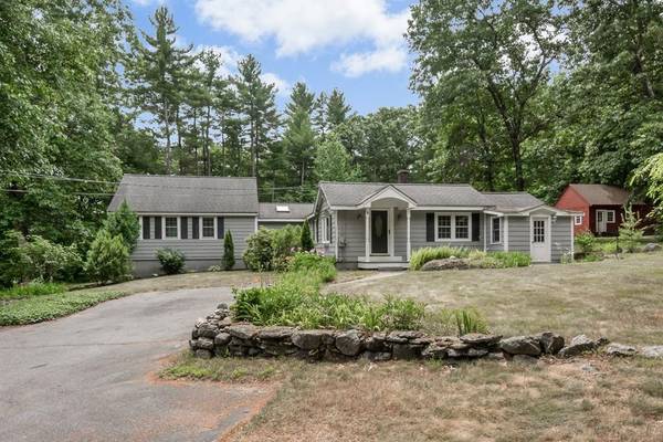 8 Golden Run Road, Bolton, MA 01740