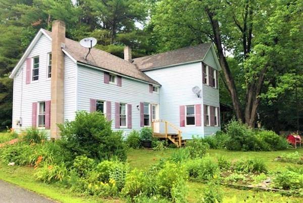 10 North St, Charlemont, MA 01339