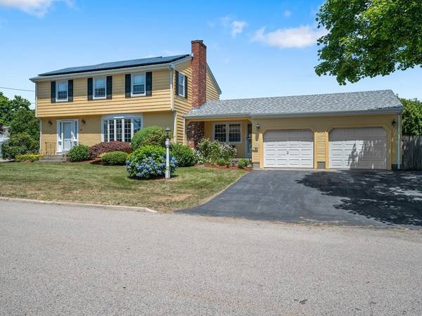 66 Plymouth, East Providence, RI 02914