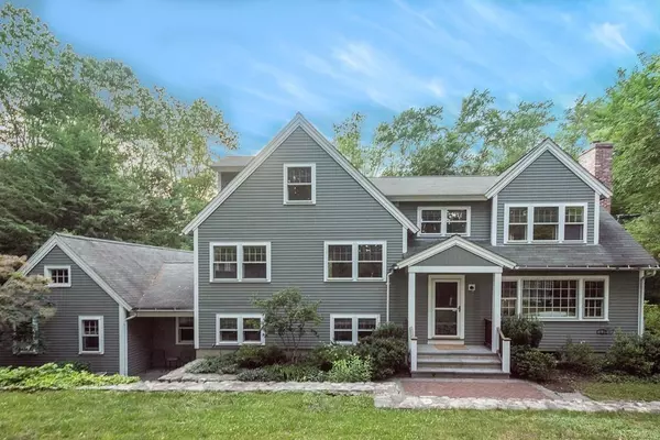 1249 Monument Street, Concord, MA 01742