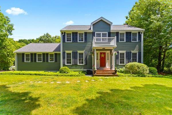 107 Messenger St, Plainville, MA 02762