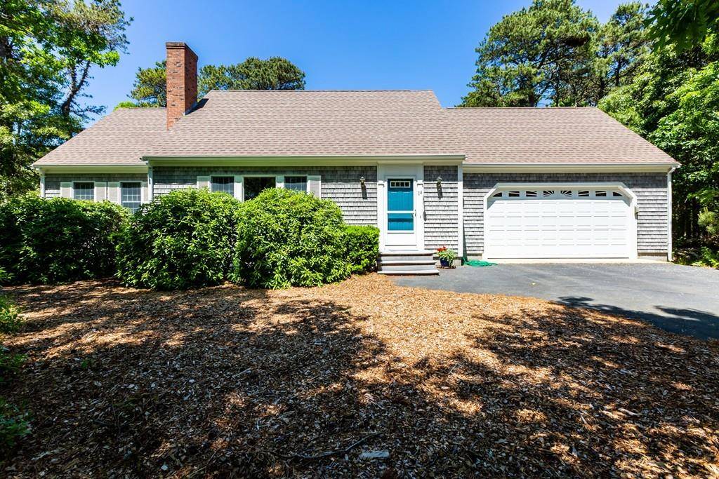 14 Arrowood Dr, Eastham, MA 02642