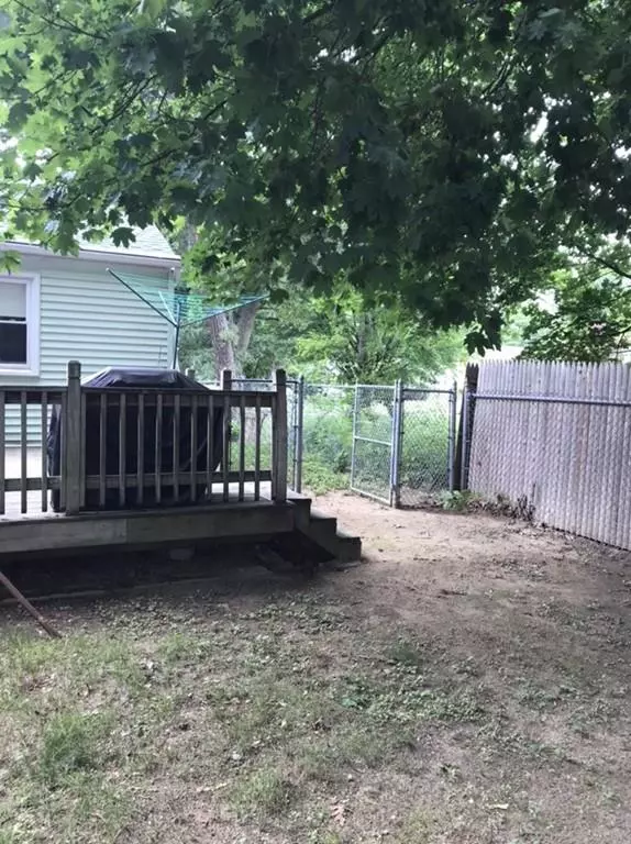 Springfield, MA 01119,117 Lumae St