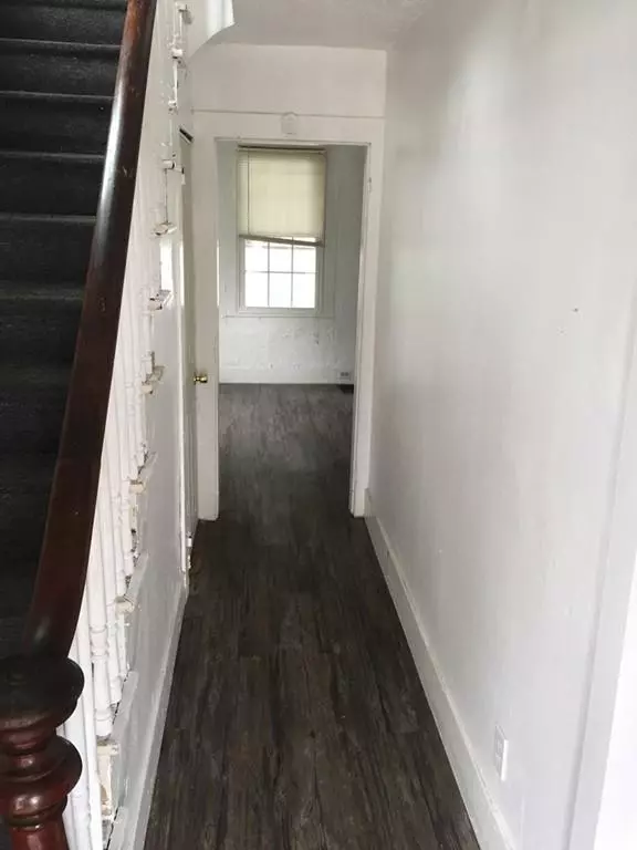 Springfield, MA 01109,87 Saint James Ave