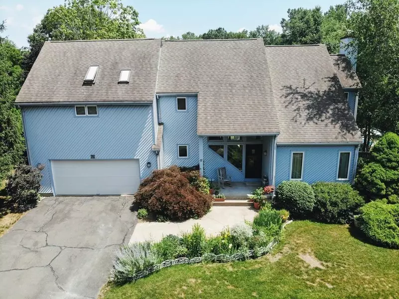 69 Deer Run Road, West Springfield, MA 01089