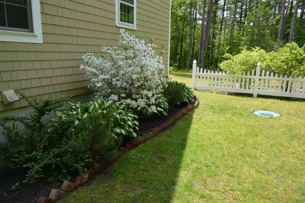 Rochester, MA 02770,113 Walnut Plain Rd