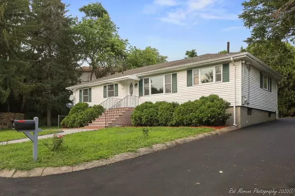 318 Highland Ave, Salem, MA 01970