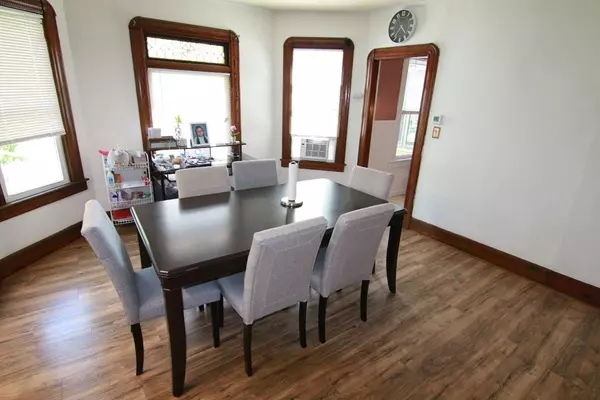 Springfield, MA 01108,98-100 Beaumont St