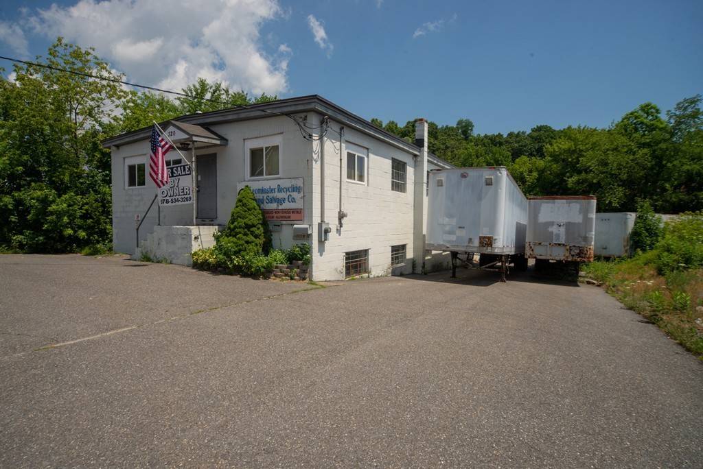 320 Central St, Leominster, MA 01453