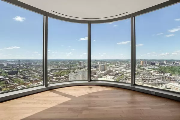 Boston, MA 02116,1 Dalton Street #3205