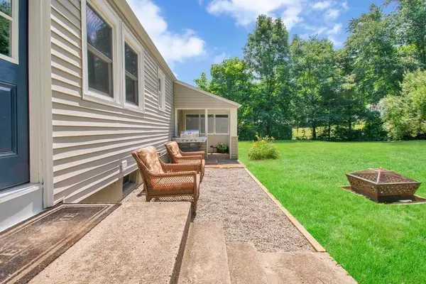 Southampton, MA 01073,192 East St