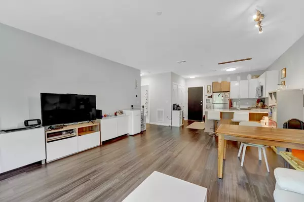 Quincy, MA 02169,999 Hancock St #411