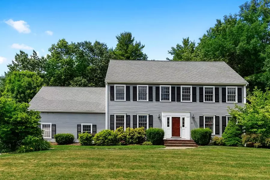 20 Shipley Circle, Westford, MA 01886