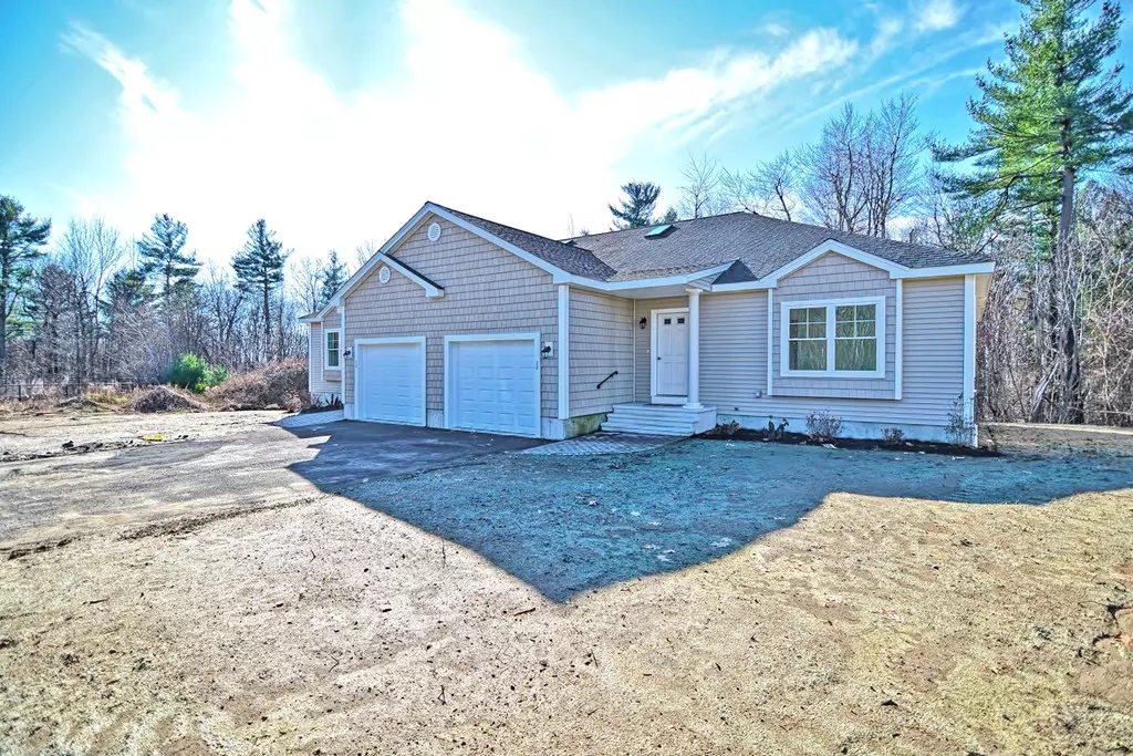 Paxton, MA 01612,25 Village Road #25