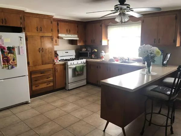 Johnston, RI 02919,780 Greenville Ave