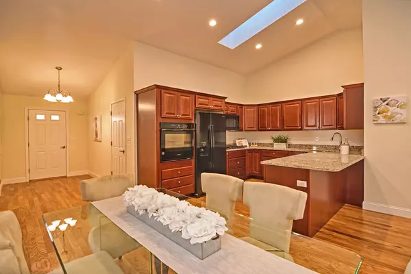 Paxton, MA 01612,13 Village Road #13