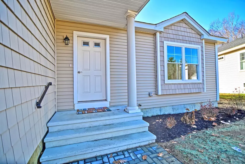 Paxton, MA 01612,13 Village Road #13