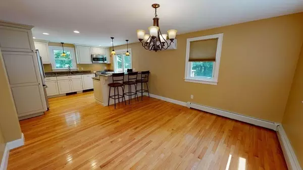 Rochester, MA 02770,152 Alley Rd