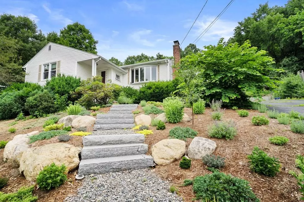 Waltham, MA 02451,45 Glen Circle