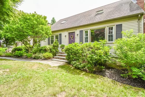 10 Melville Place, Wayland, MA 01778