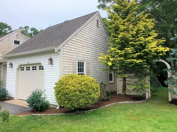 Brewster, MA 02631,161 Beechtree Dr