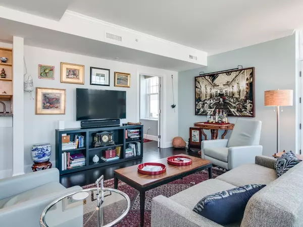 Gloucester, MA 01930,6 Elm Street #4