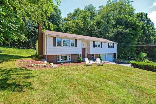 5 Bosworth Rd, Framingham, MA 01701