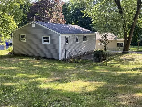 Springfield, MA 01118,70 Plumtree Cir