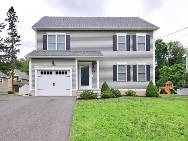 26 Edmund St, East Longmeadow, MA 01028