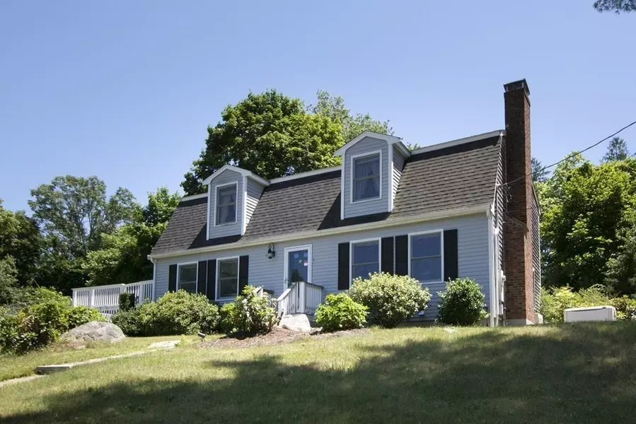 75 Doane St, Cohasset, MA 02025