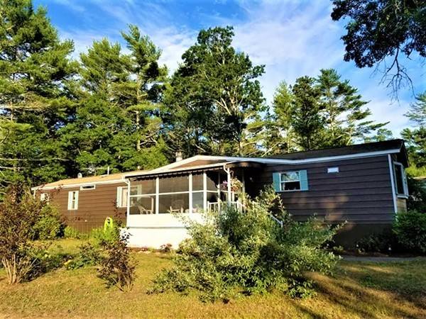 3 Washington Park, Carver, MA 02330