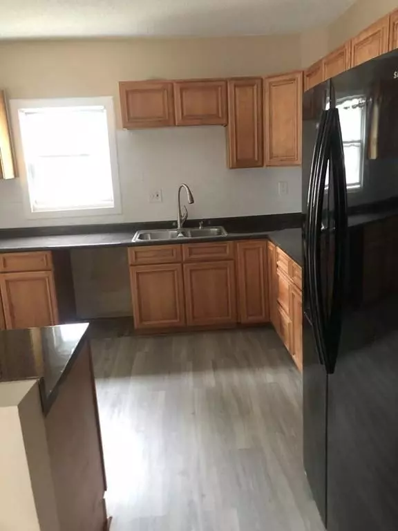 Springfield, MA 01104,131 Miller St