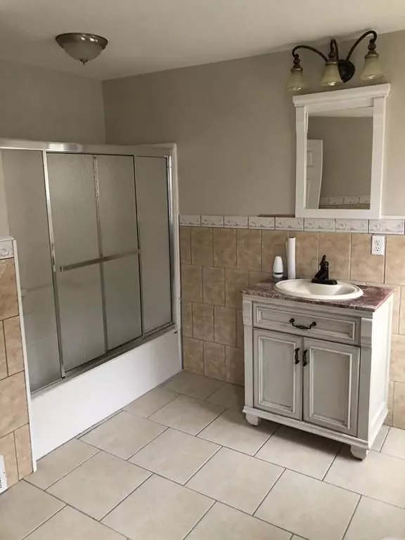 Springfield, MA 01104,131 Miller St